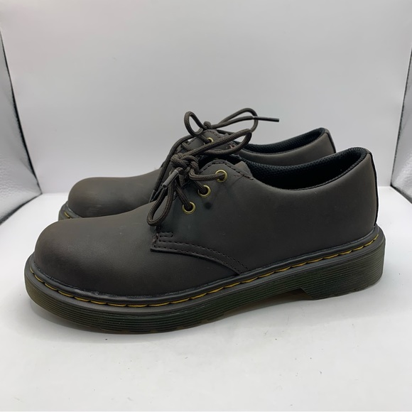 Dr. Martens Other - Dr Martens Ambassador Oxford Shoes Brown Size big kids US 2